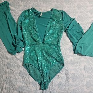 Sequin Bell Sleeve Body Suit